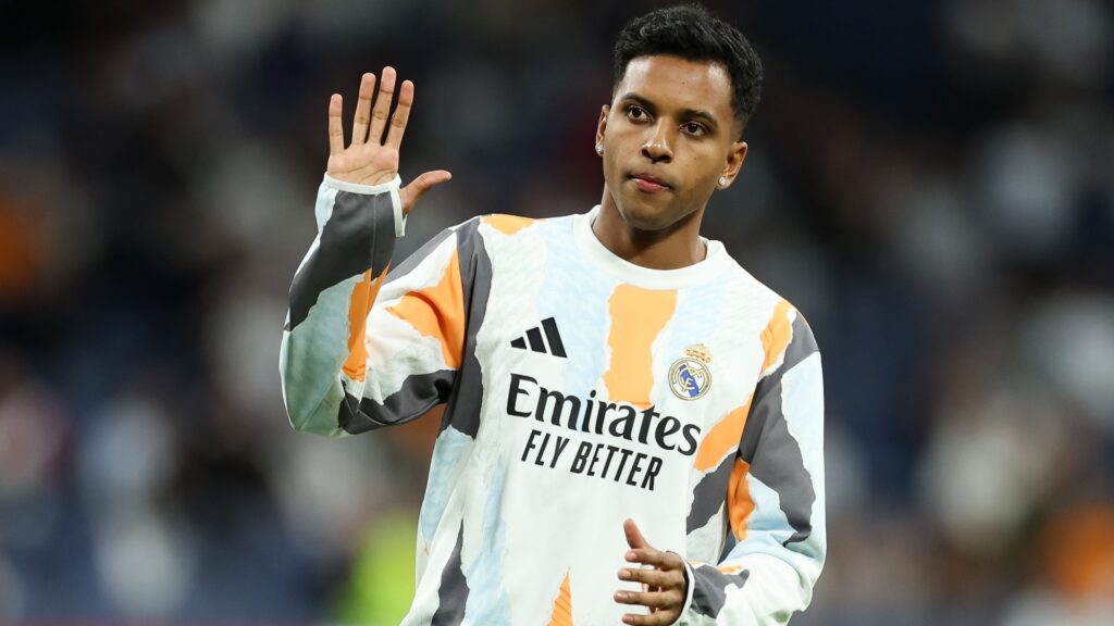 Masa depan Rodrygo di Real Madrid diselimuti rumor transfer besar. Minimnya menit bermain membuatnya diburu Manchester City, Liverpool