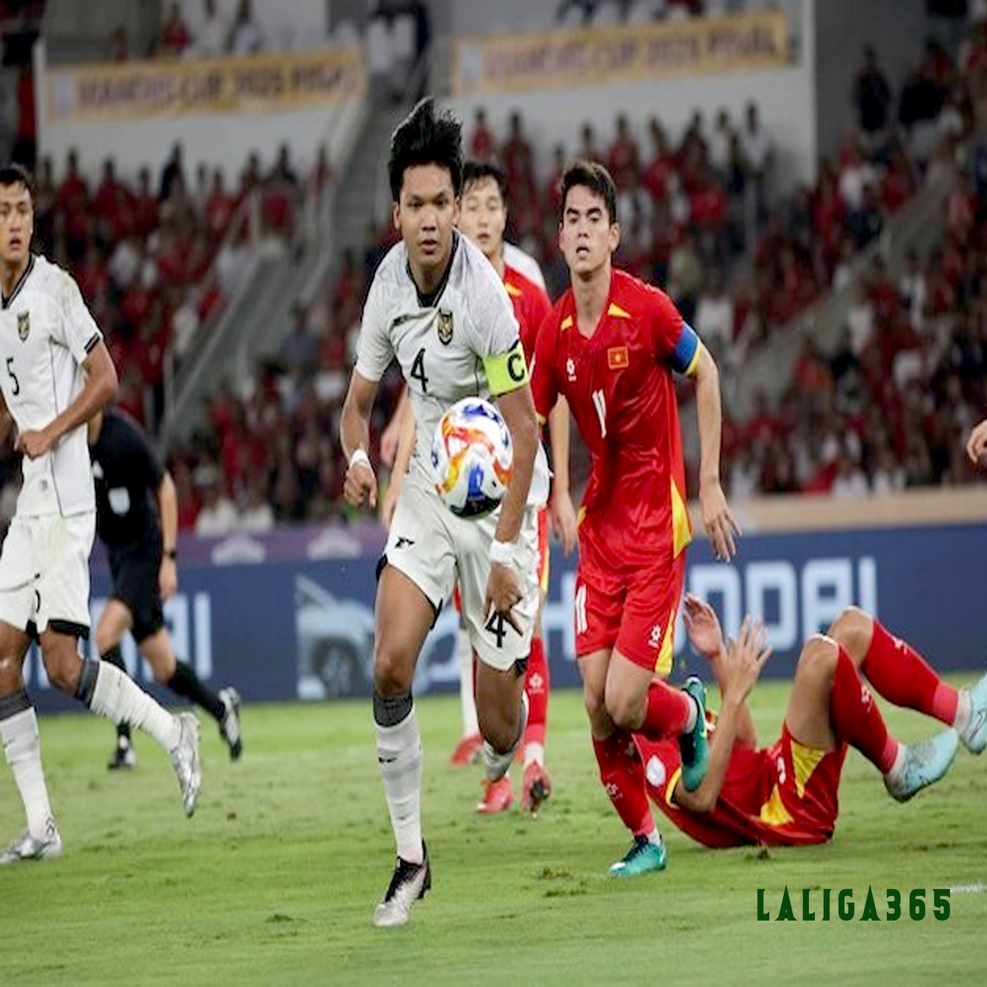 Aksi Kadek Arel bersama Timnas Indonesia U-23 di Piala AFF U-23 2025 (c)