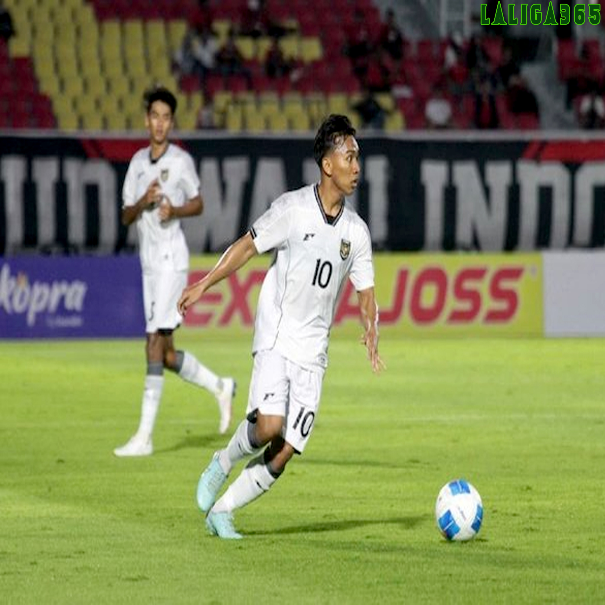Aksi Arkhan Fikri dalam laga Timnas Indonesia U-23 vs Laos di Kualifikasi Piala Asia U-23 2026, Rabu (3/9/2025)