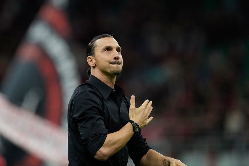 Zlatan Ibrahimovic memberikan salam perpisahan untuk AC Milan sekaligus menandai akhir karier sebagai pemain sepak bola profesional
