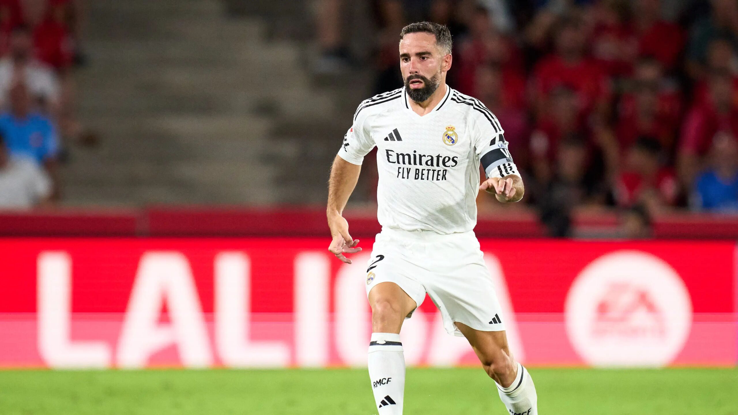 Dani Carvajal beraksi dalam pertandingan Real Madrid di La Liga