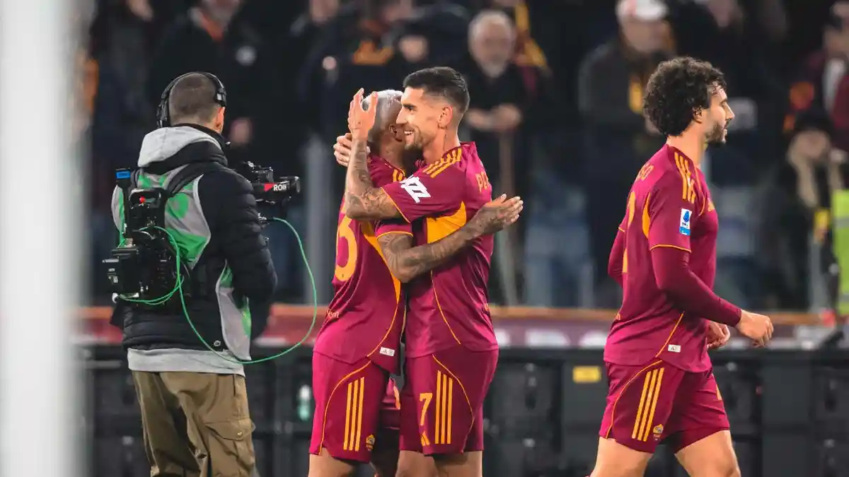 AS Roma Tundukkan Sassuolo