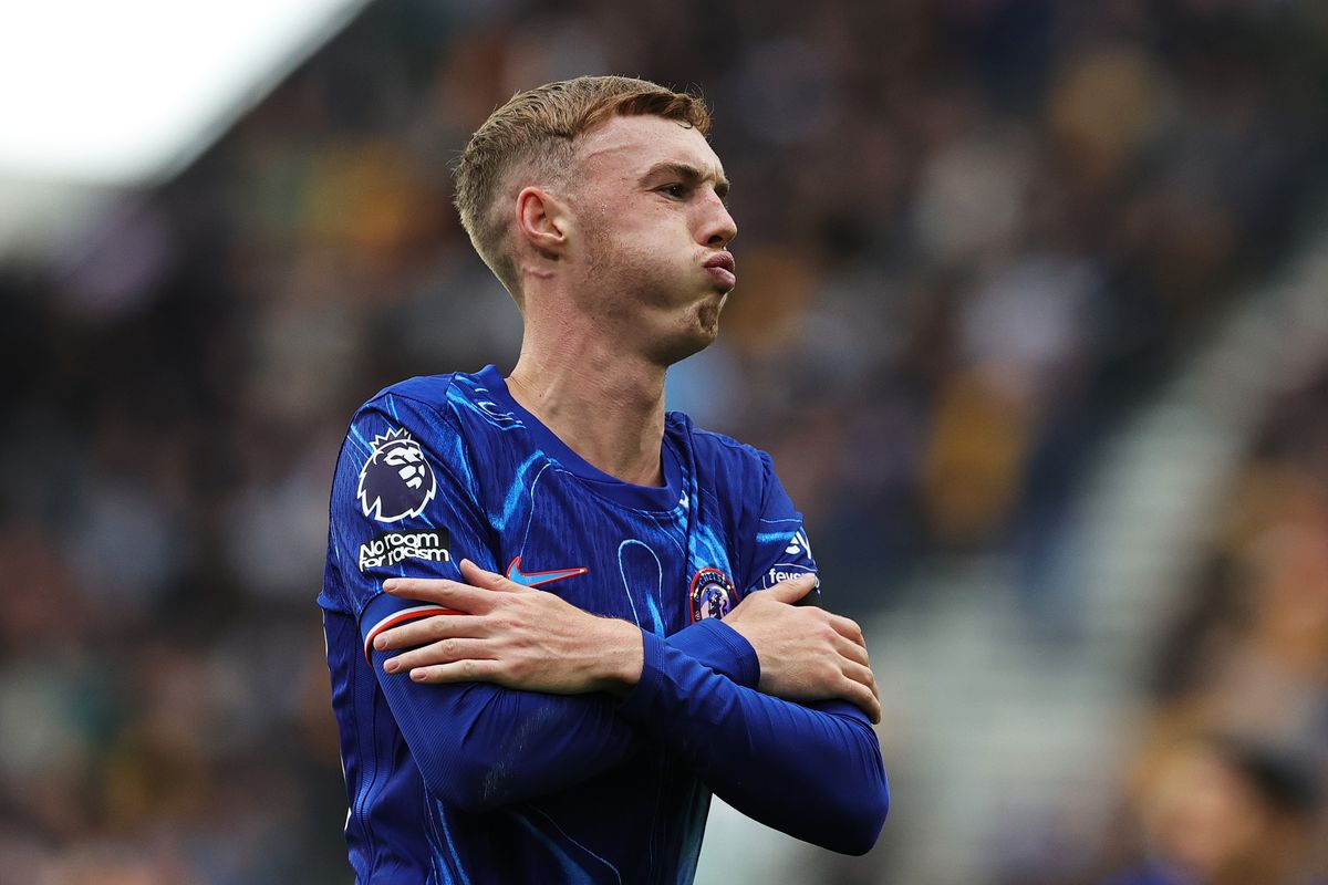 Cole Palmer merayakan gol saat Chelsea menghadapi Wolverhampton di Premier League