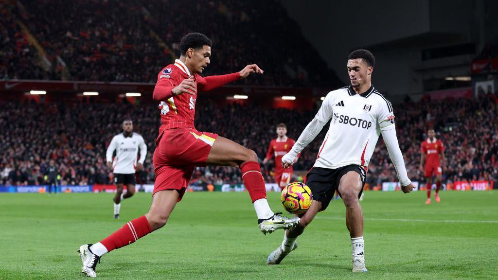 Bertandang ke Markas Fulham