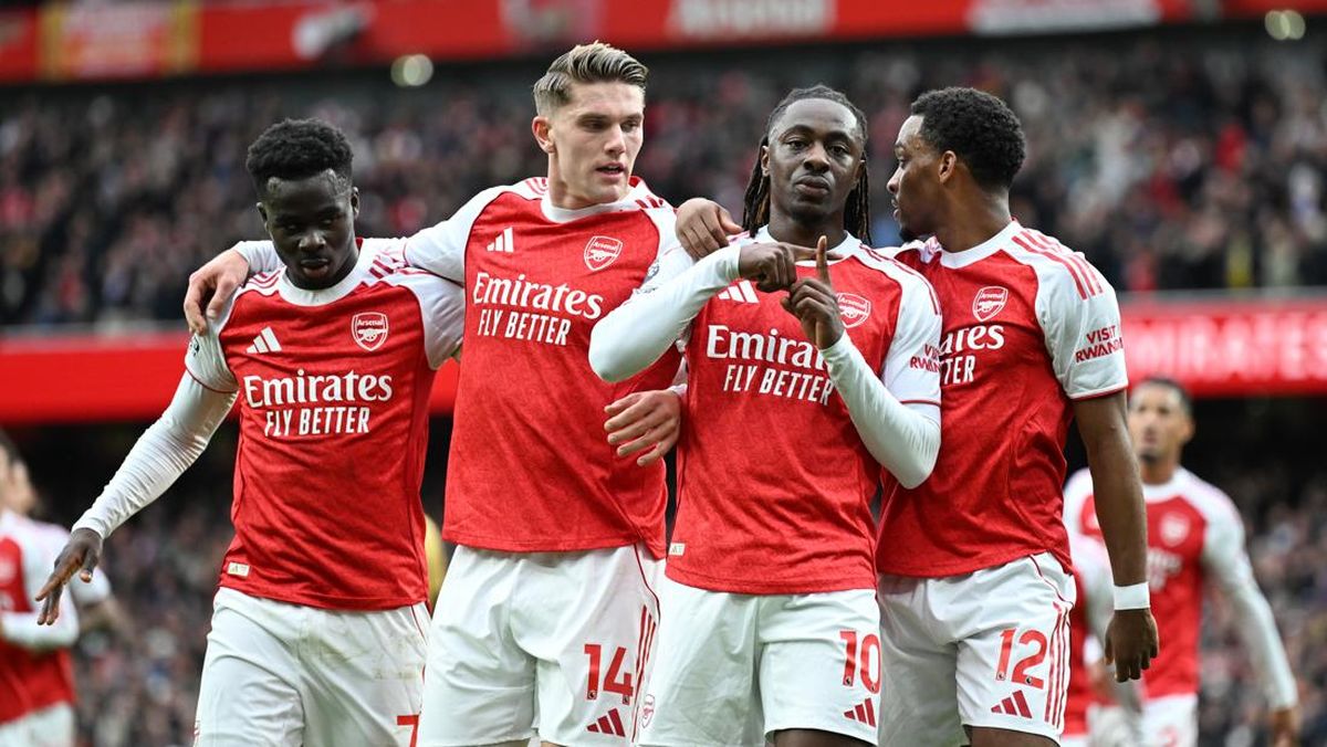 Para pemain Arsenal melakukan selebrasi setelah mencetak gol di Liga Champions 2025/2026