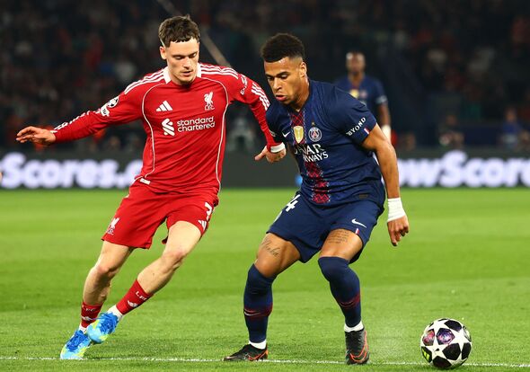PSG Bungkam Anfield, Liverpool Takluk di Rumah Sendiri alam laga panas yang berlangsung di Anfield, malam ini. PSG Bungkam Anfield, Liverpool Takluk