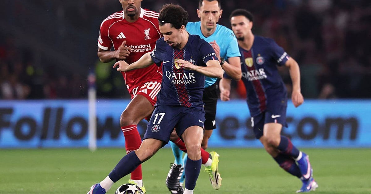 PSG Bungkam Anfield, Liverpool Takluk di Rumah Sendiri alam laga panas yang berlangsung di Anfield, malam ini. PSG Bungkam Anfield, Liverpool Takluk