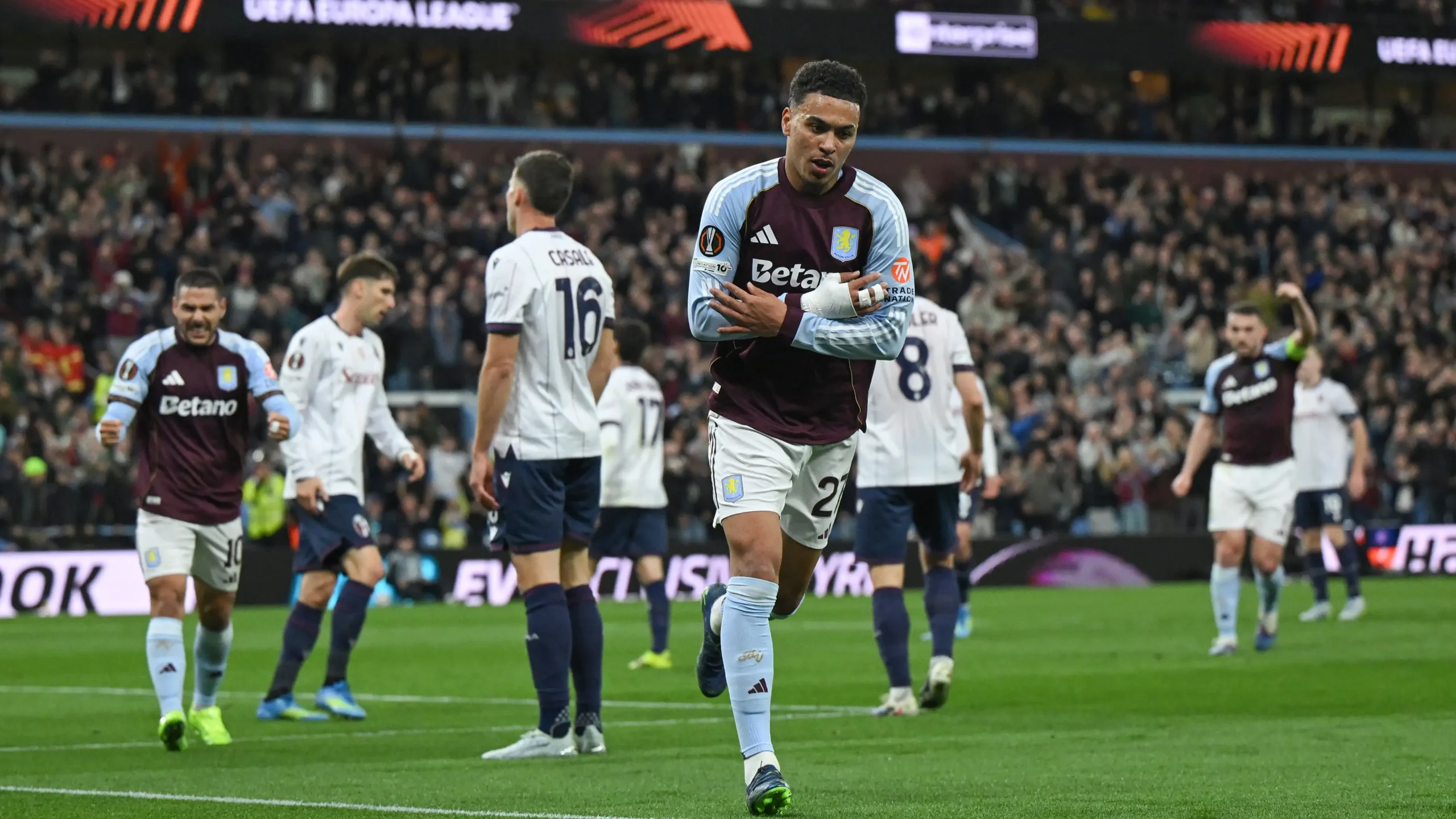 Dominasi Aston Villa Berbuah Kemenangan