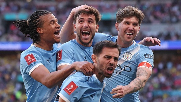 Manchester City rayakan kemenangan dramatis ke final FA Cup usai kalahkan Southampton