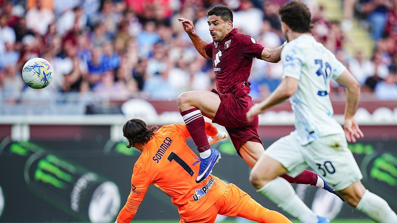 Nikola Vlasic cetak penalti di laga Torino vs Inter