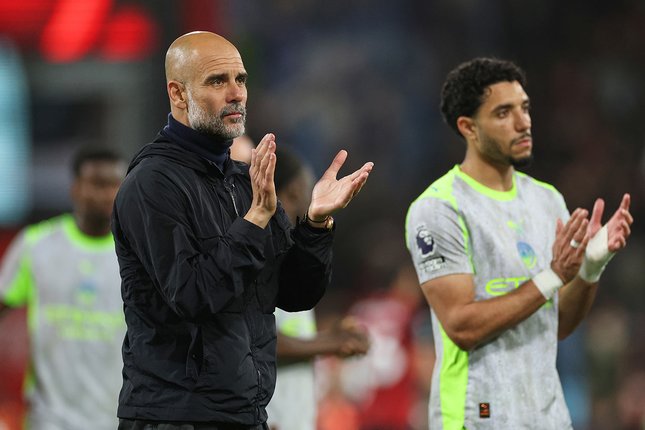 Pep Guardiola mendapat penghormatan berupa patung dan tribun khusus di Etihad Stadium Manchester City