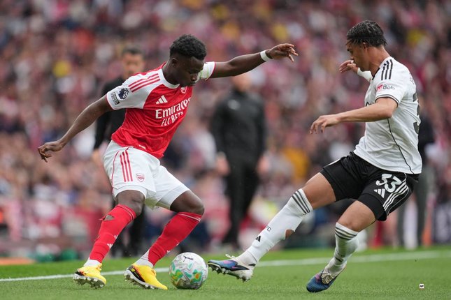 Arsenal vs Fulham Bukayo Saka assist gol