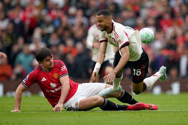 Harry Maguire tampil bersama Manchester United musim ini