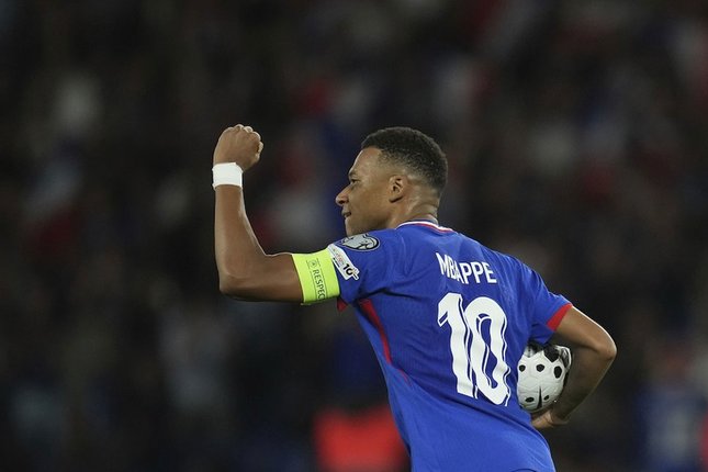 Kylian Mbappe dan Jose Mourinho dalam proyek baru Real Madrid