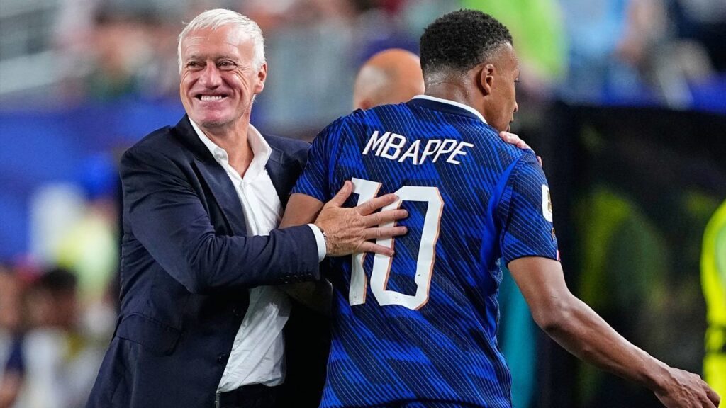Didier Deschamps meninggalkan kamp Timnas Prancis setelah ibundanya meninggal dunia di Piala Dunia 2026