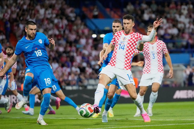 Kroasia mendominasi penguasaan bola saat melawan Slovenia