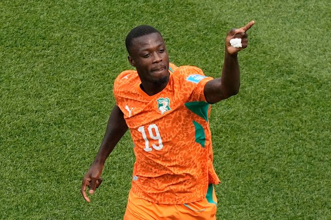 Nicolas Pepe mencetak gol pada laga Curacao vs Pantai Gading.