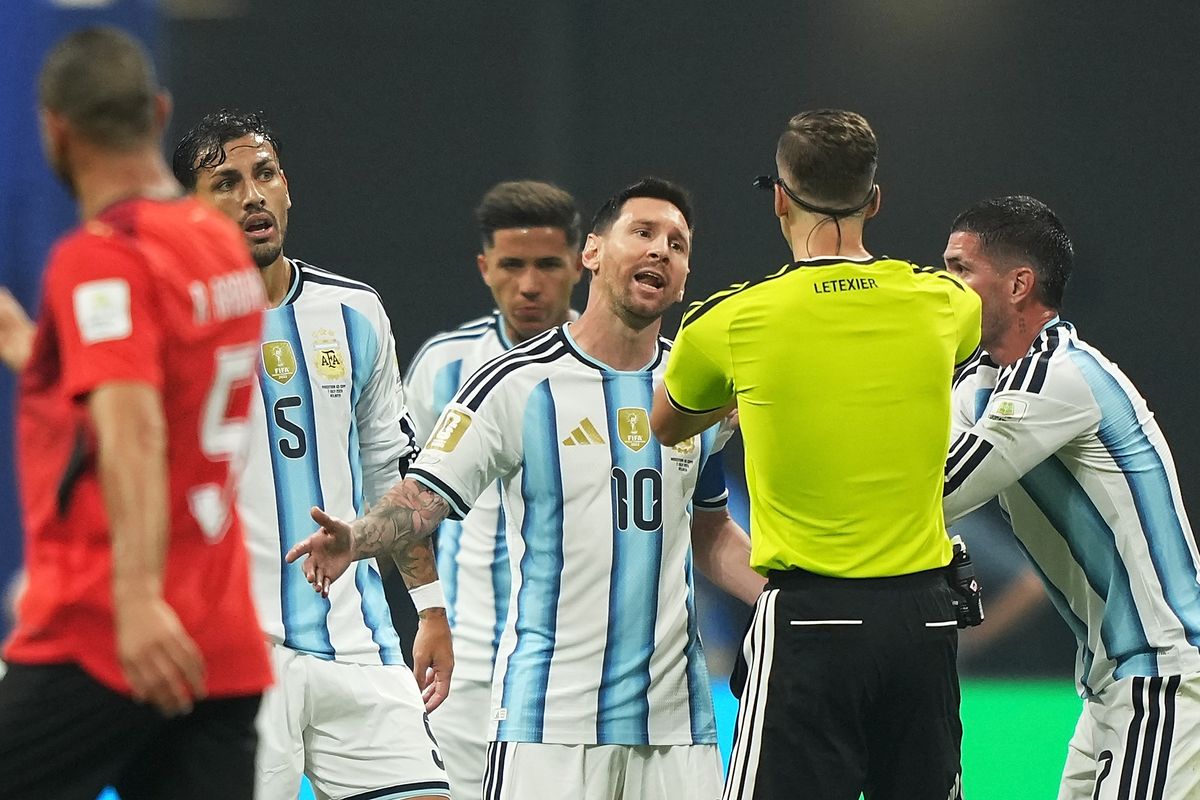 Messi Bawa Argentina ke 8 Besar! Mesir Tersingkir