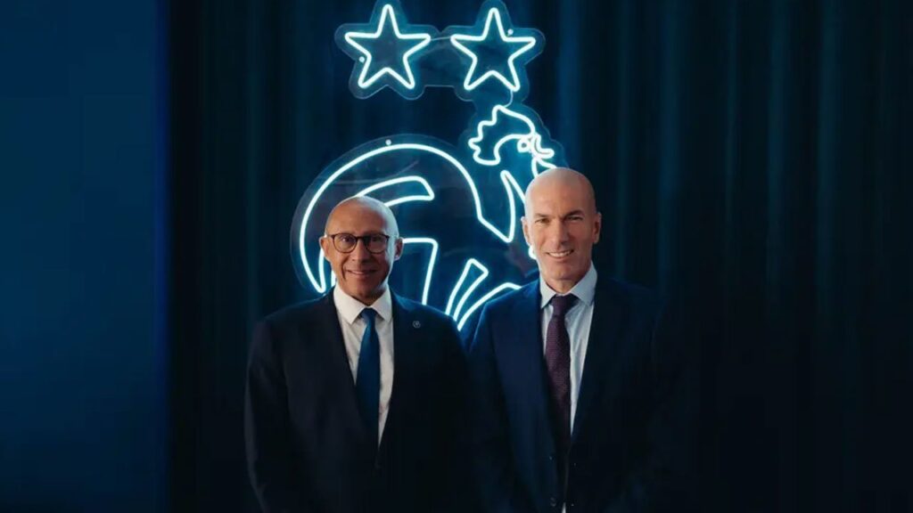 Zinedine Zidane resmi menjadi pelatih baru Timnas Prancis