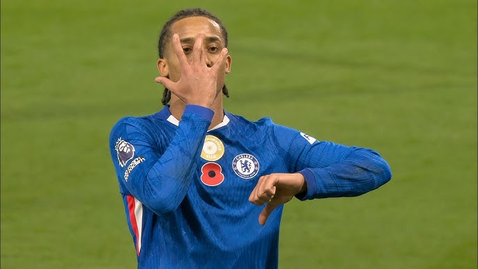 Selebrasi Joao Pedro setelah mencetak gol untuk Chelsea
