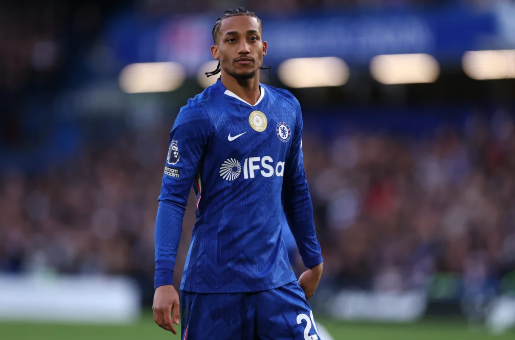 Joao Pedro saat bertanding membela Chelsea di Stamford Bridge