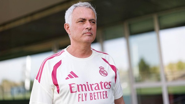 Mourinho Pangkas Skuad Real Madrid Musim Ini