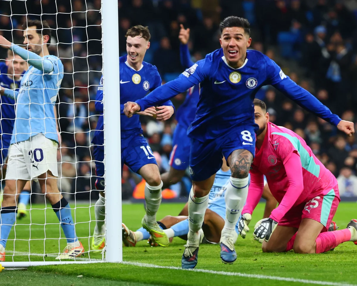 Manchester City incar Enzo Fernandez dari Chelsea