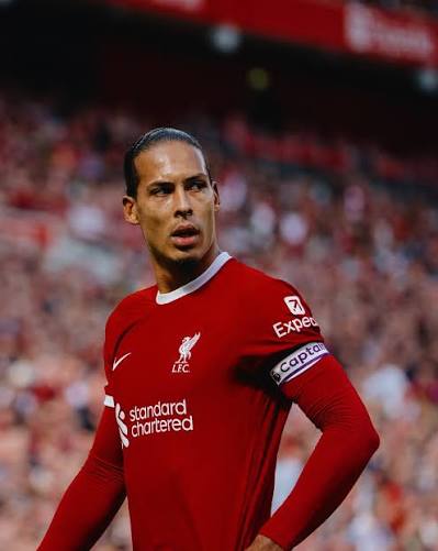 Virgil van Dijk Kembali Dikaitkan dengan AC Milan