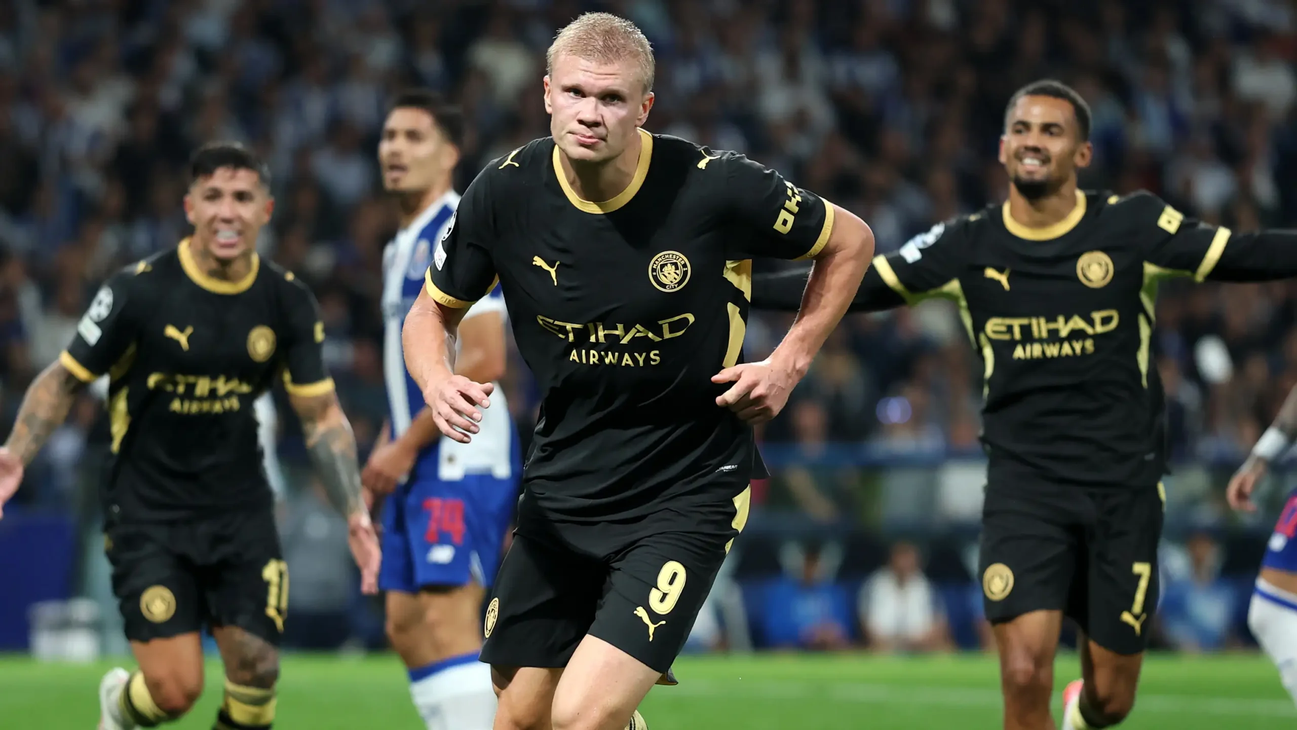 Erling Haaland mencetak brace melawan Porto