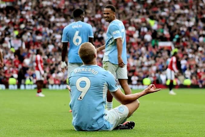 Manchester City dan Erling Haaland saat mencetak gol ke gawang MU