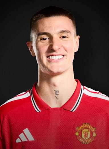 Manchester United Pertahankan Benjamin Šeško