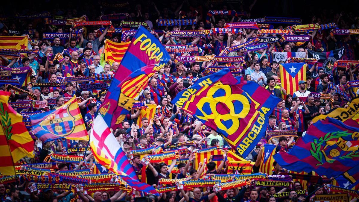 Barcelona mengevaluasi kelompok suporter Gol 1957 setelah insiden El Clasico.