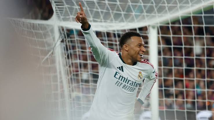 Hasil El Clasico: Real Madrid Kalahkan Barcelona 2-1!