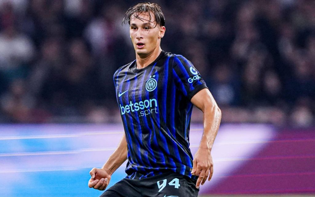 Pio Esposito saat membela Inter Milan di lapangan
